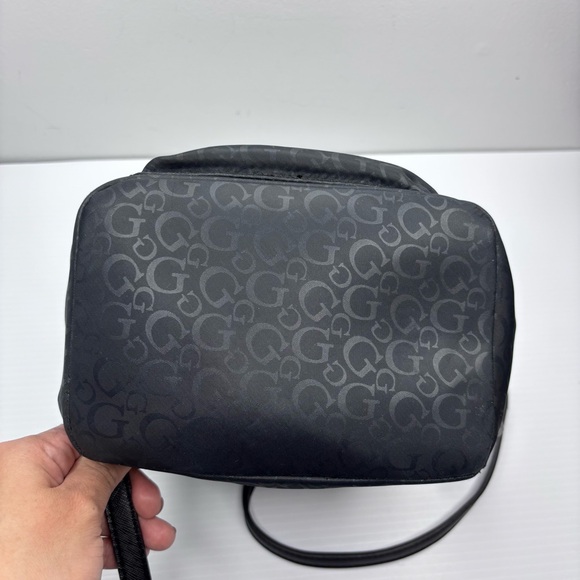 Guess Small Logo Backpack - Picture 6 of 9
